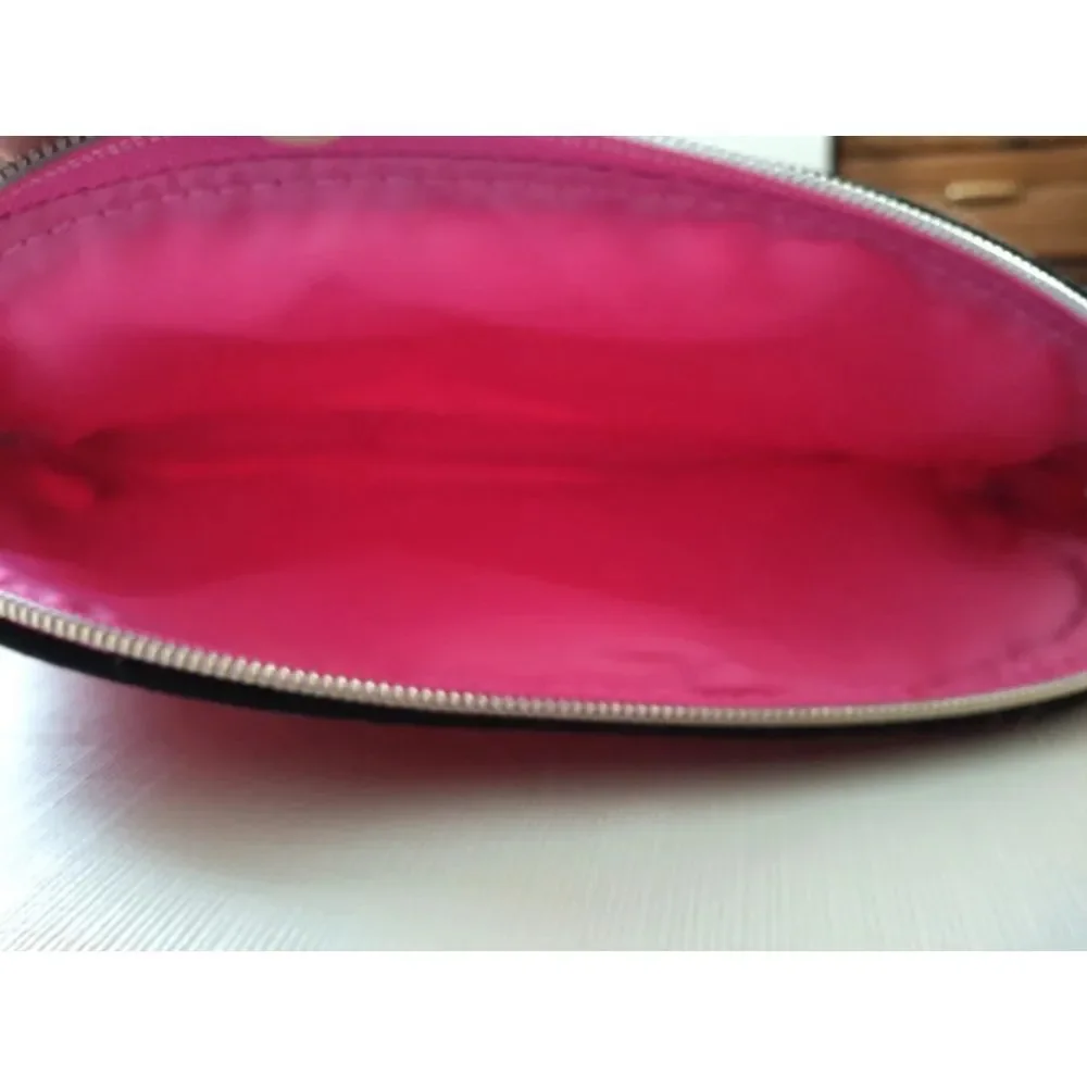 Equate Brushes and Estee Lauder Reddish Pink Make Up Bag & Make Up Tools Bundle